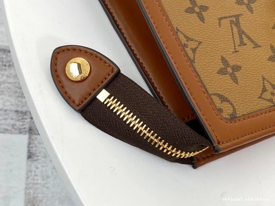 Official oldcobbler CHANELUTCH LOUIS VUITTON 0711